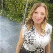 Docente di Lettere con esperienza ventennale nel campo scolastico, impartisce lezioni private on line di italiano e storia. Superi